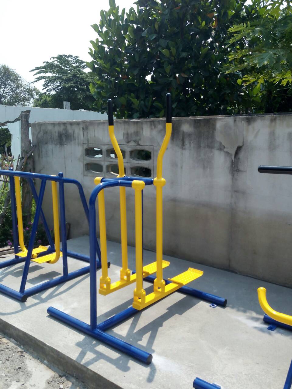 รหัส SM ผลงานติดตั้ง (อบต.บ้านป้อม อ.เมือง จ.อยุธยา) เครื่องออกกำลังกายกลางแจ้ง