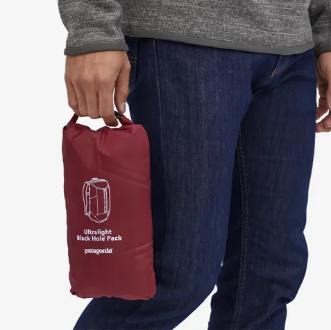 กระเป๋าเป้ Patagonia Ultralight Black Hole ความจุ 20 ลิตร ของแท้ พร้อมส่งจากไทย