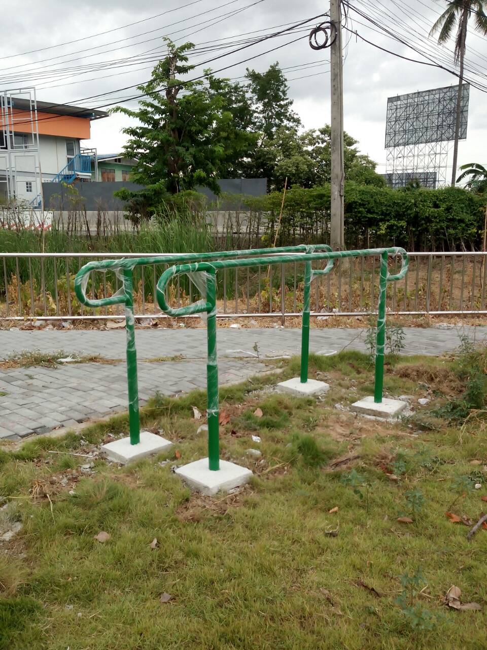 เครื่องออกกำลังกายกลางแจ้งบางพลัด