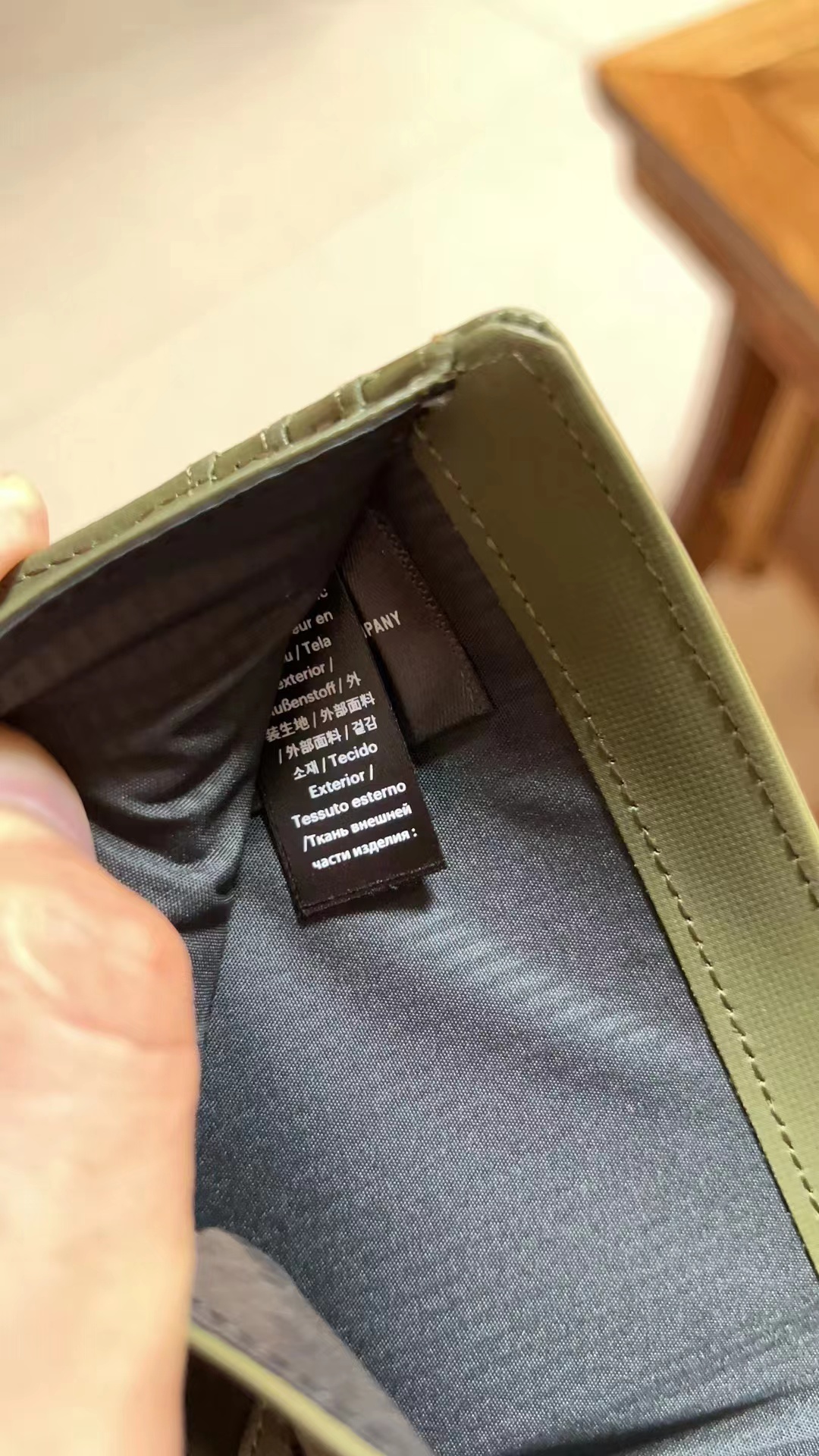 กระเป๋าสตางค์ Herschel Supply Roy Wallet Weather Resistant - Ivy Green ของใหม่ ของแท้ พร้อมส่ง