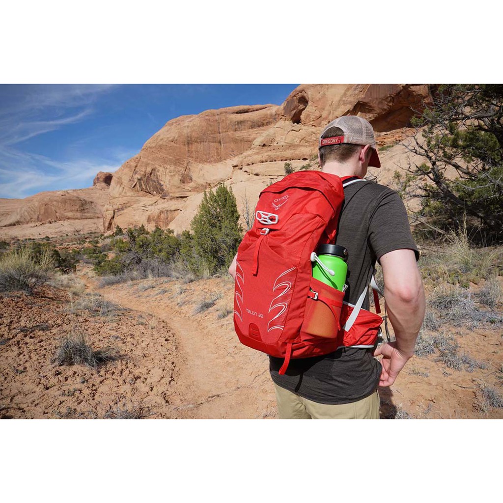 กระเป๋าเป้ Daypack Osprey Talon 22 L ของใหม่ ของแท้ พร้อมส่ง กระเป๋าเดินป่า กระเป๋าจักรยาน กระเป๋าเดินทาง กระเป๋าเดย์แพค