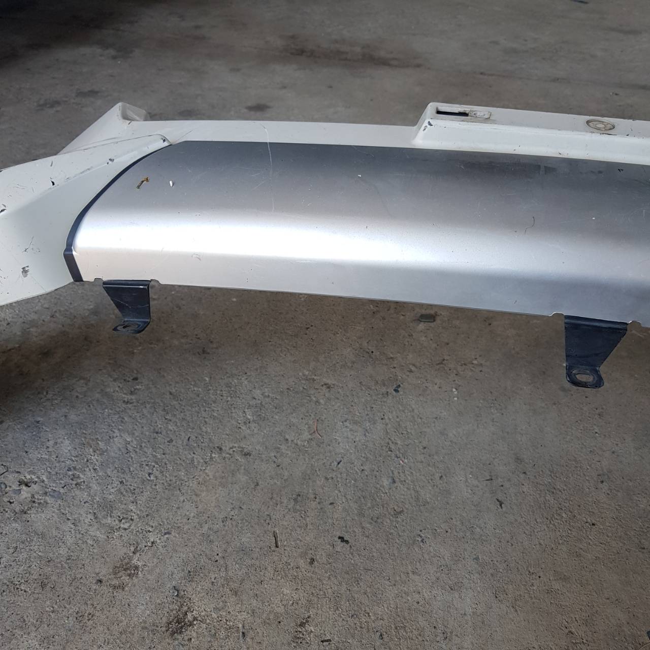 สเกิร์ตกันชนหน้า Isuzu D-Max Hi-Lander X-series ปี 2018(มือสอง)