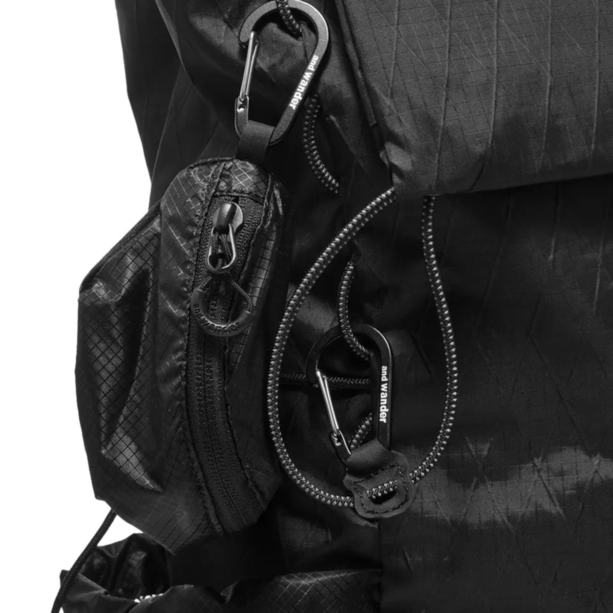 กระเป๋าเป้เดินป่า And Wander X-Pac 30L - Black Lightweight Backpack ของใหม่ ของแท้ พร้อมส่งจากไทย กระเป๋าไล่เบา