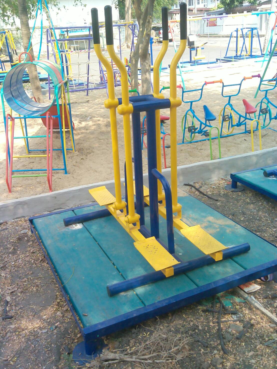 รหัส SM ผลงานติดตั้ง (หมู่บ้านสีไชยทอง) เครื่องออกกำลังกายกลางแจ้ง