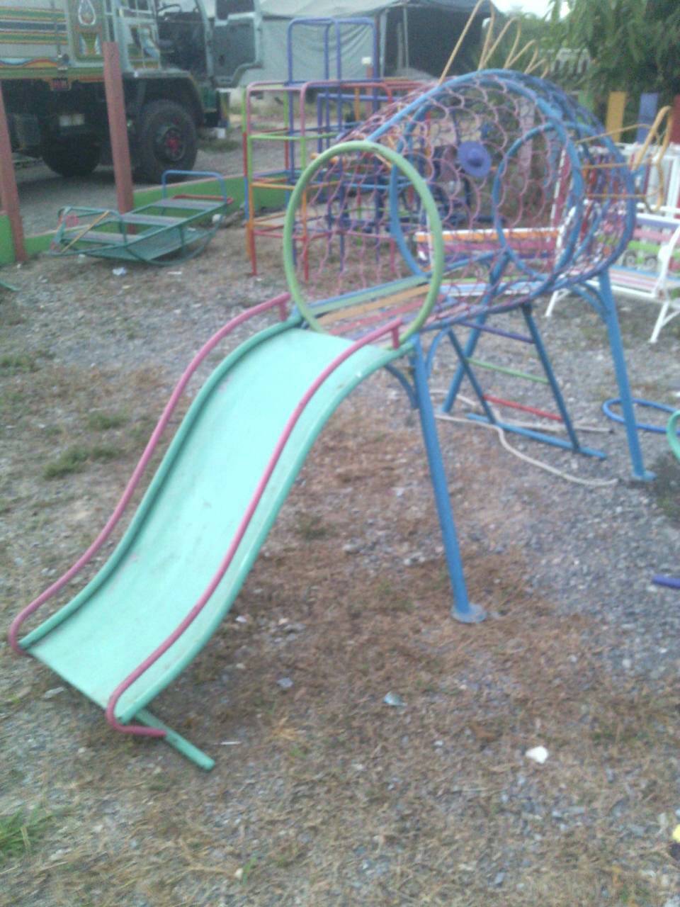 รหัส PG ผลงานติดตั้ง (โรงเรียนบ้านทุ่งถ้ำ-อำเภอท่าสองยาง จ.ตาก) เครื่องเล่นสนามกลางแจ้งสำหรับเด็ก