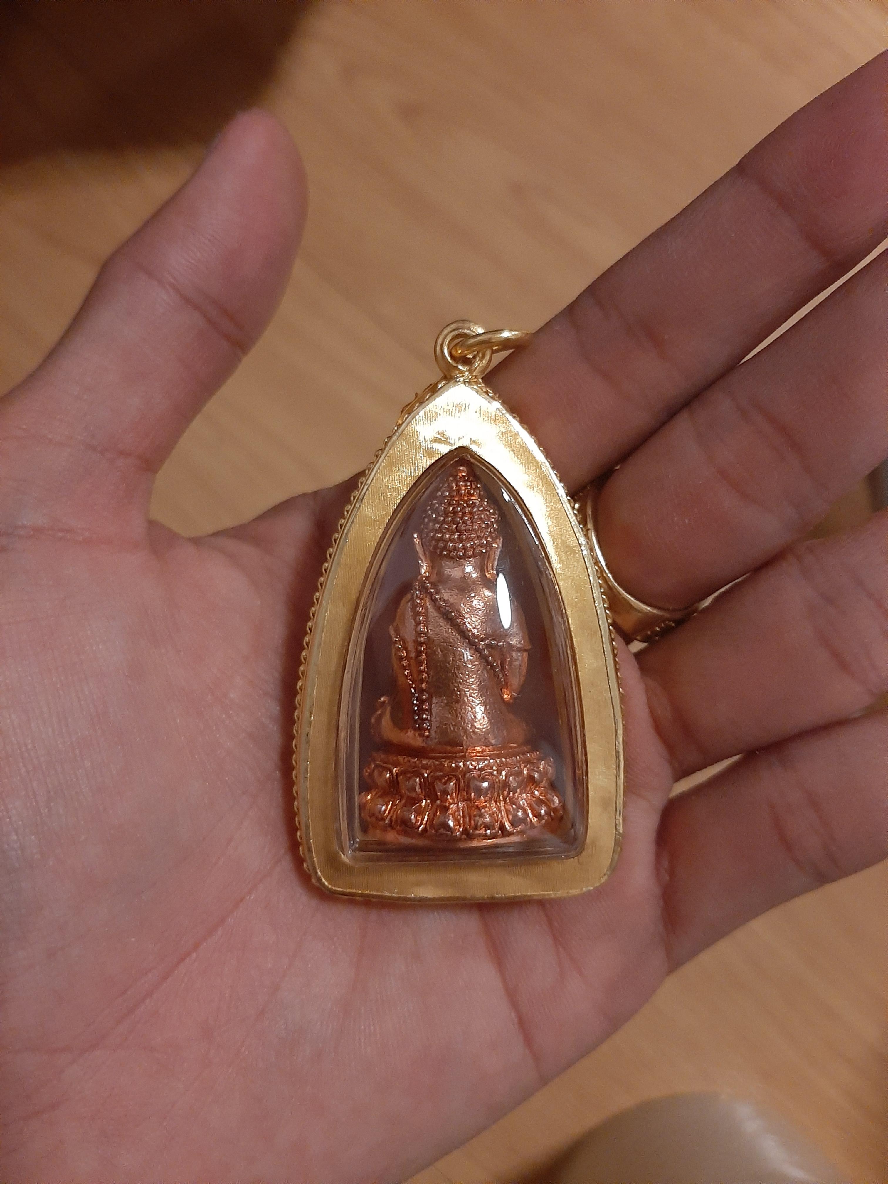 กรอบพระกริ่งสะท้านไตรภพ (กรอบเงินชุบทองลงยา)วัดท่าขนุน ปี 63