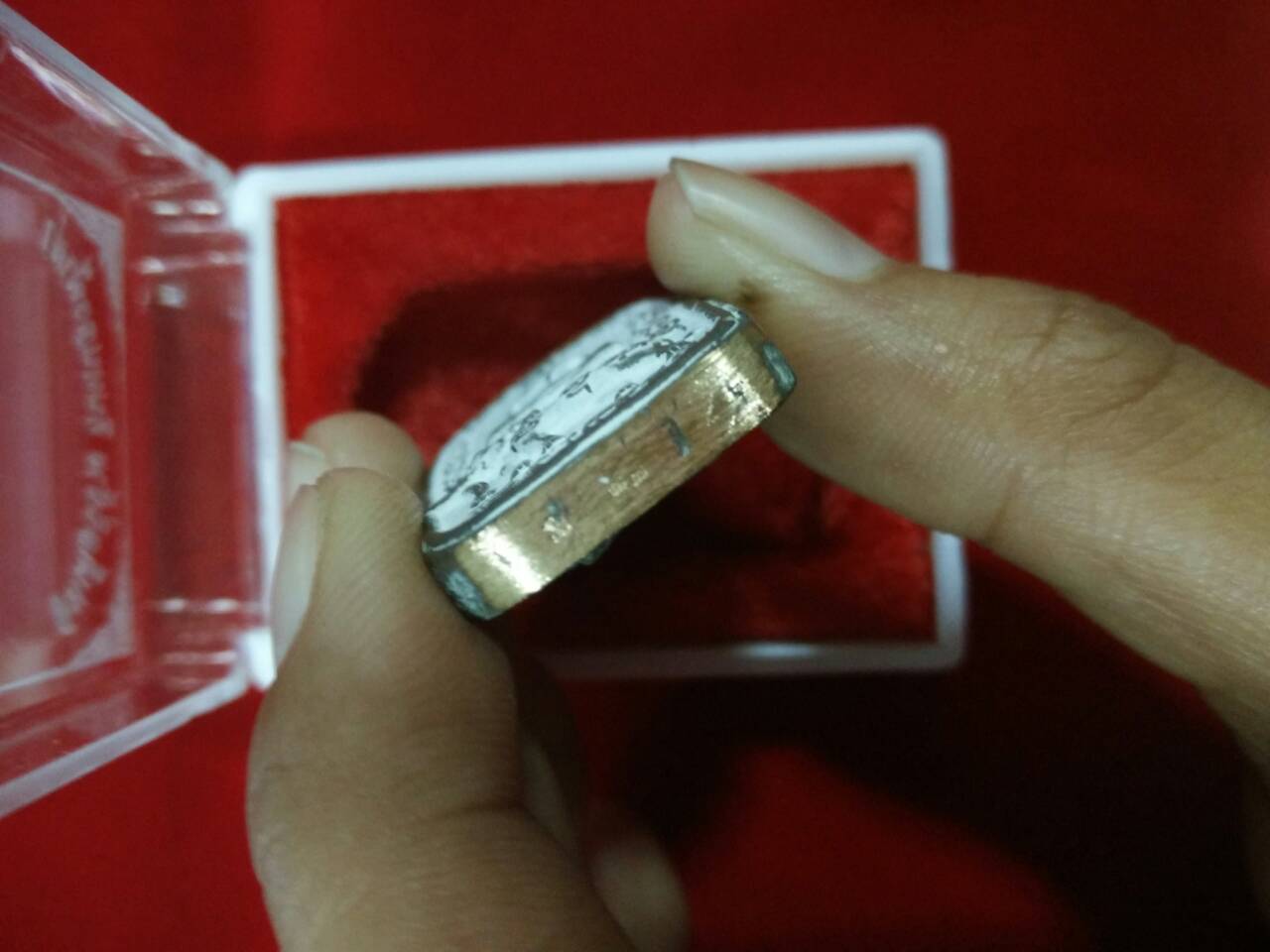 พระพุทธประทับช้าง (โลหะผสมชนวนหล่อโบราณนำฤกษ์ 1ใน99) ลป.ป่วน วัดช้างน้อยปี 59