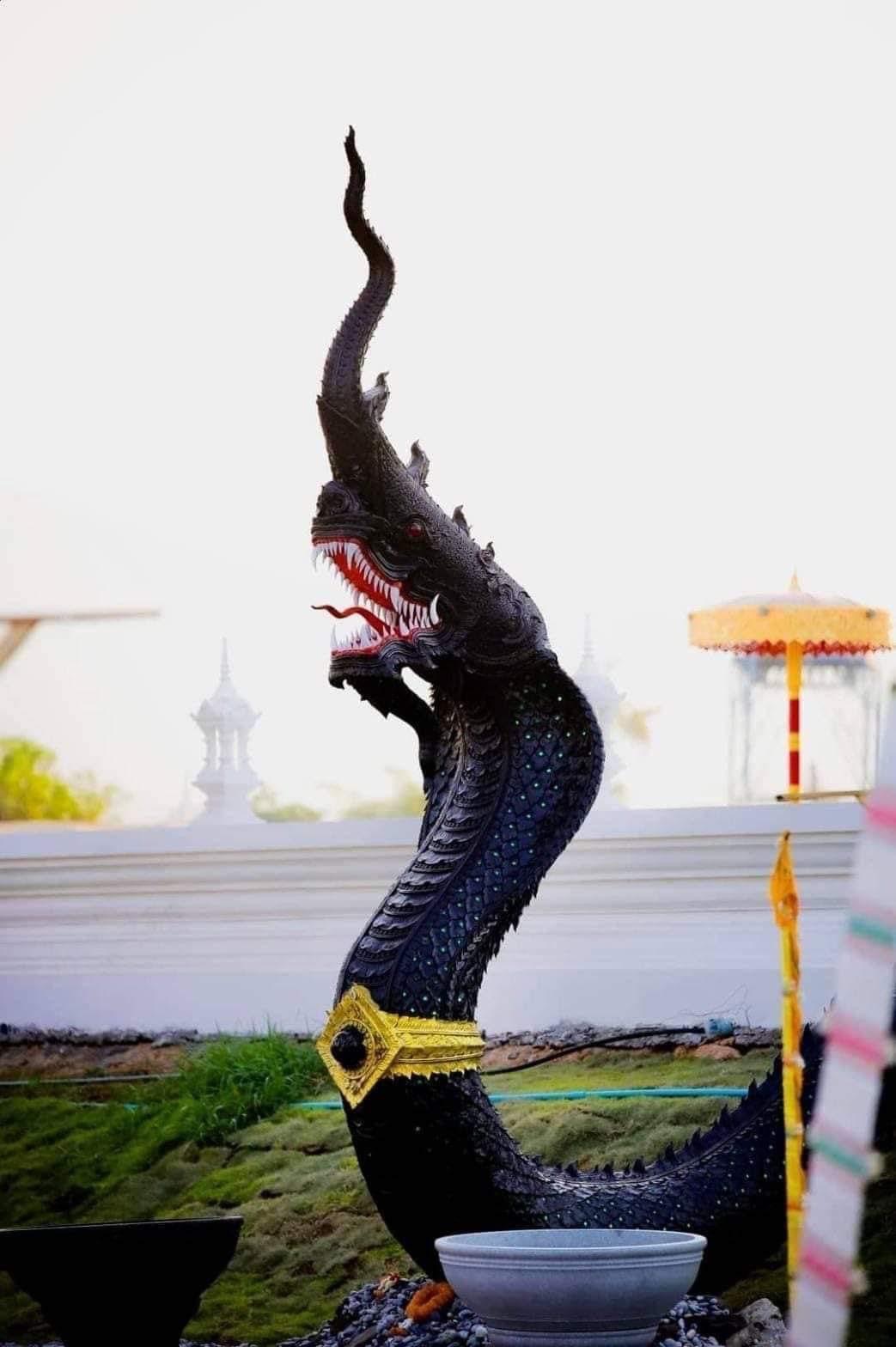 แหวนนาคบาศ เนื้อพิงค์โกลด์ หลวงปู่ศิลา