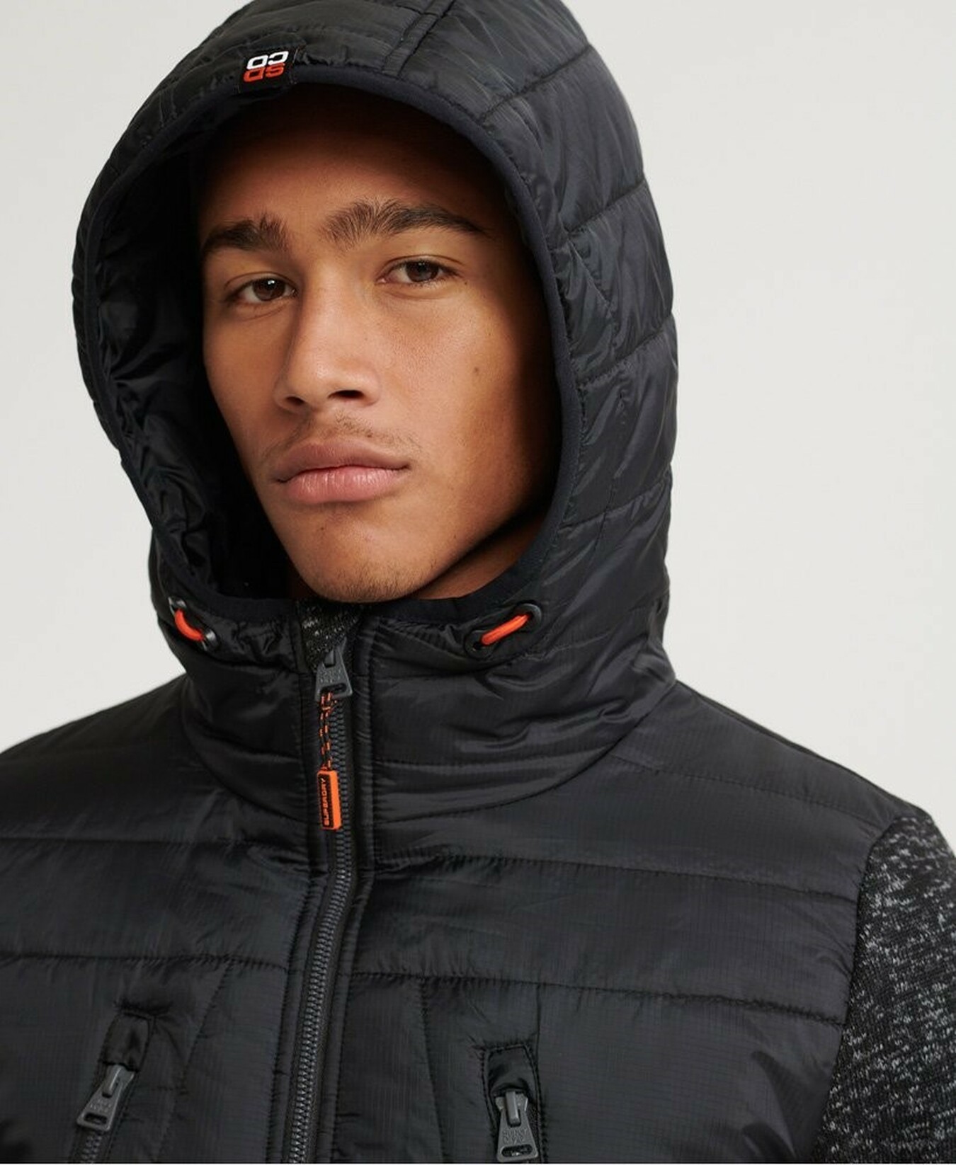 เสื้อกันหนาว Superdry Storm Hybrid Ziphood - Black ของใหม่ ของแท้ พร้อมส่งจากไทย