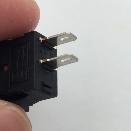 Switch ON/OFF 3A/250 10*15mm RED 2PIN