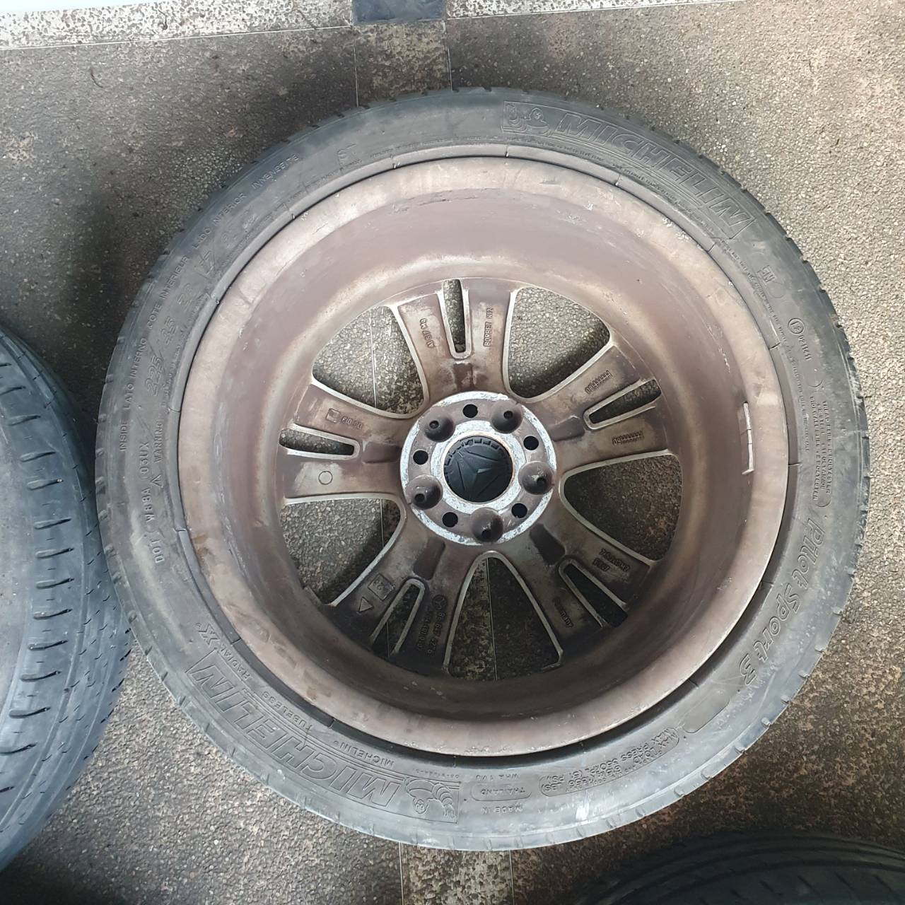 ล้อแม็ก Benz 17" A2044010402 B66474276 ของแท้มือสองขายตามสภาพ