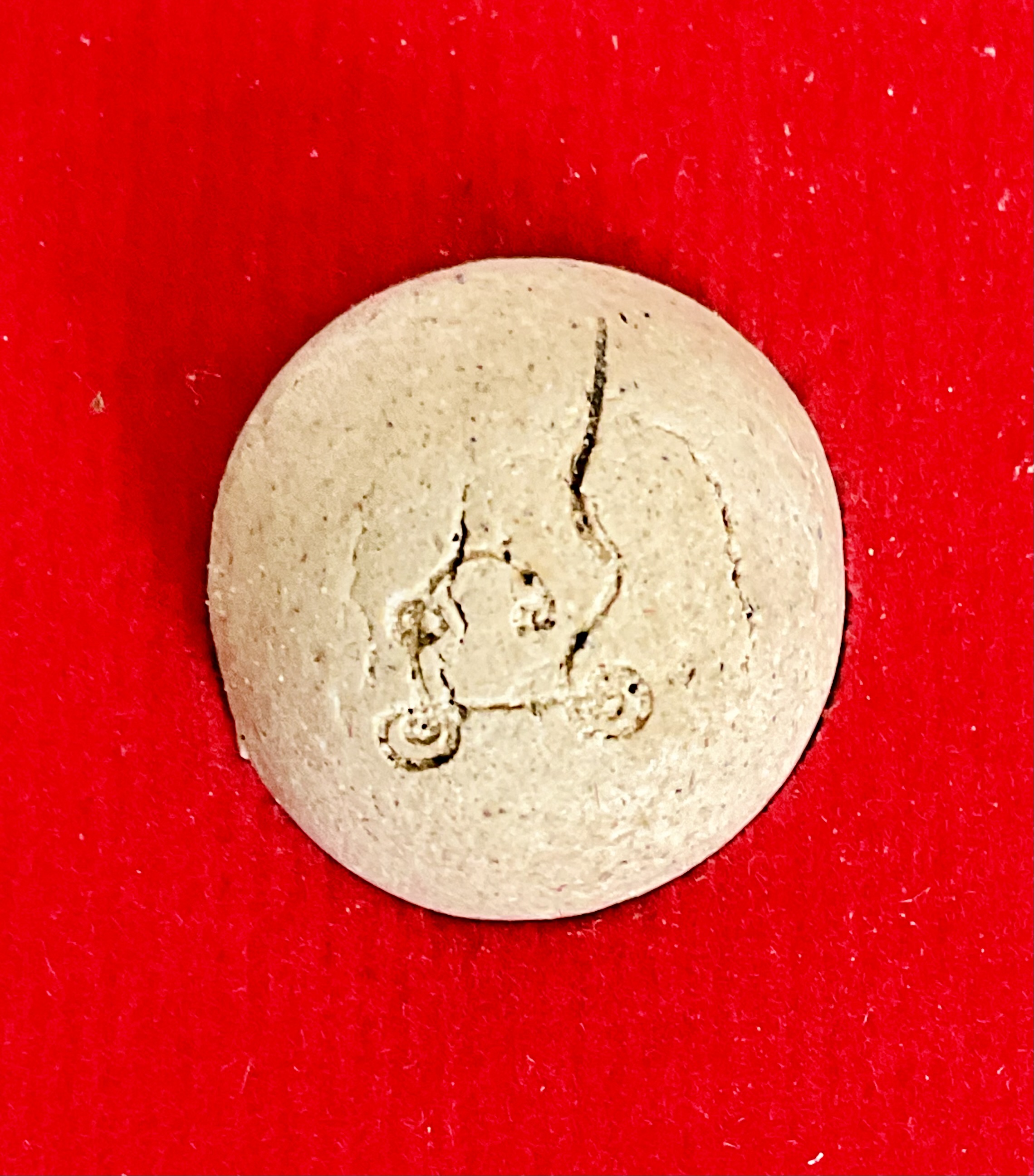 ลูกอมผงพรายกุมาร มหากาฬ (แบบยันต์) วัดผาลาด เข้าพิธีพลิกชีวิตและพิธีเสกตะกรุดคู่ชีวิต วัดพุทธพรหมยาน (ลพ.เล็ก เสก)