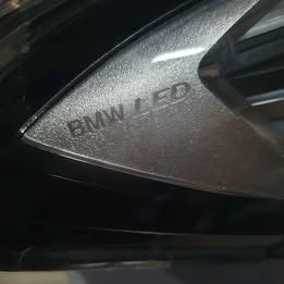 โคมไฟหน้าข้างขวา มือสอง BMW G20 หน้ามีรอยถลอก ขายตามสภาพ
