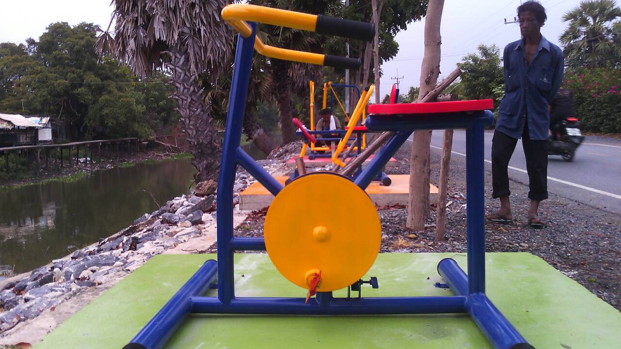 รหัส OUL ผลงานติดตั้ง (ปทุมธานี) เครื่องออกกำลังกายกลางแจ้ง
