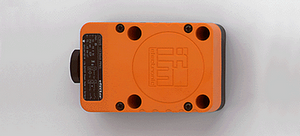 IC0003 พร็อกซิมิตี้สวิทช์/ ทรงสี่เหลี่ยม/ ระยะตรวจจับ 40mm (ifm inductive proximity sensor/ ifm proximity switch)