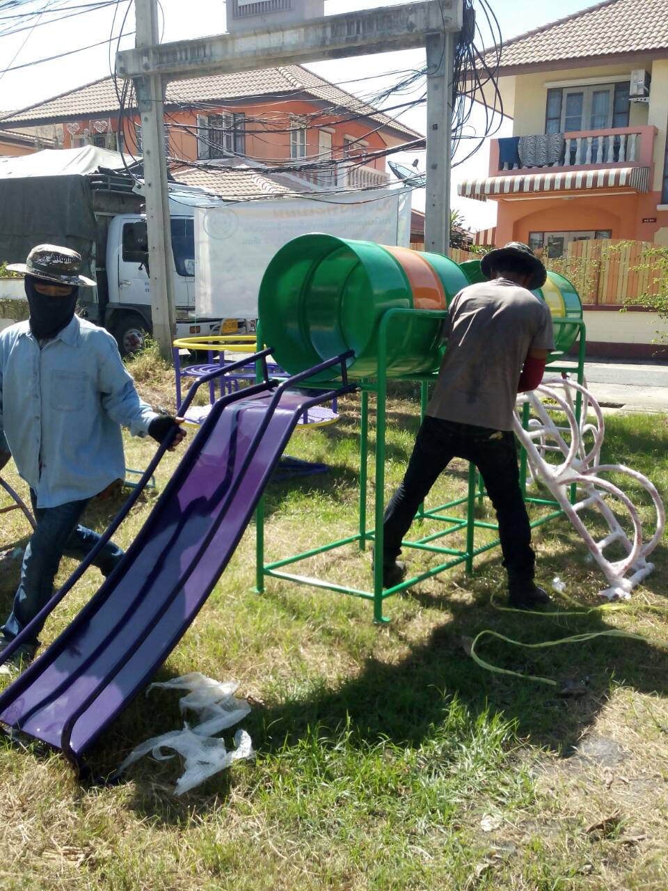 รหัส PG ผลงานติดตั้ง (หมู่บ้านบัวทองธานี3 จ.นนทบุรี) เครื่องเล่นสนามกลางแจ้งสำหรับเด็ก