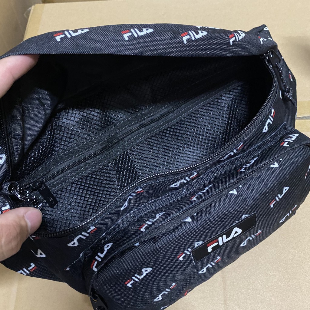 กระเป๋าคาดเอว Fila - All Over Pattern Coat Waist Bag ของใหม่ ของแท้ พร้อมส่ง กระเป๋าสะพายข้าง กระเป๋าคาดอก ฟีล่า