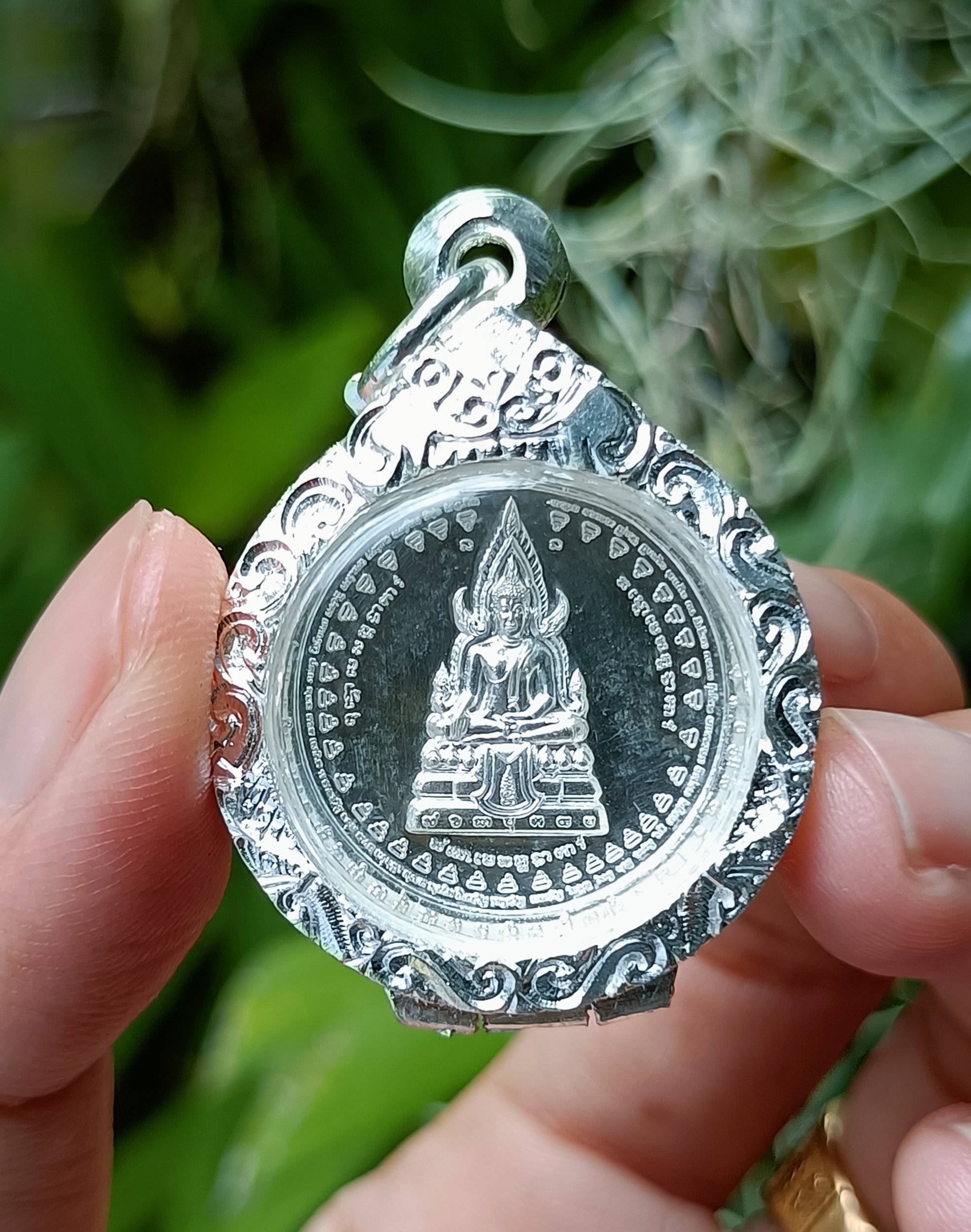 เหรียญพุทธบารมีเนื้อเงิน รุ่น 2 (ใส่ตลับเงิน) มหาสะท้อน หลวงพ่อเล็ก วัดท่าขนุน