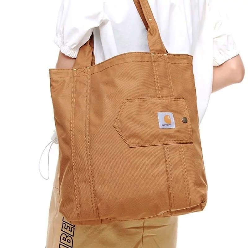 กระเป๋าสะพายข้าง Carhartt Essential Tote รุ่นพิเศษจากญี่ปุ่น ของใหม่ ของแท้ พร้อมส่ง