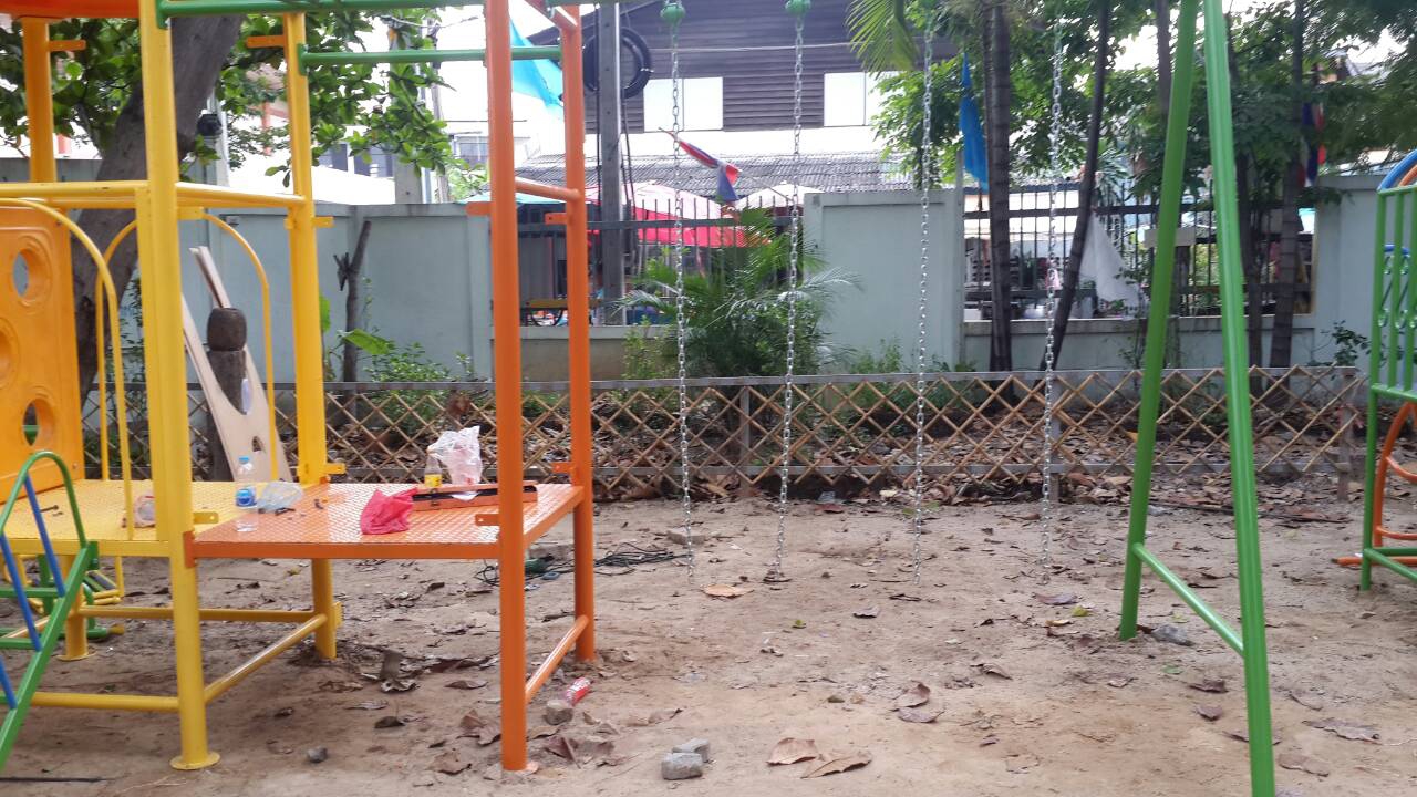 รหัส PG ผลงานติดตั้ง (โรงเรียนวัดราษฎร์โพธิ์ทอง จ.สมุทรปราการ) เครื่องออกกำลังกายเด็ก