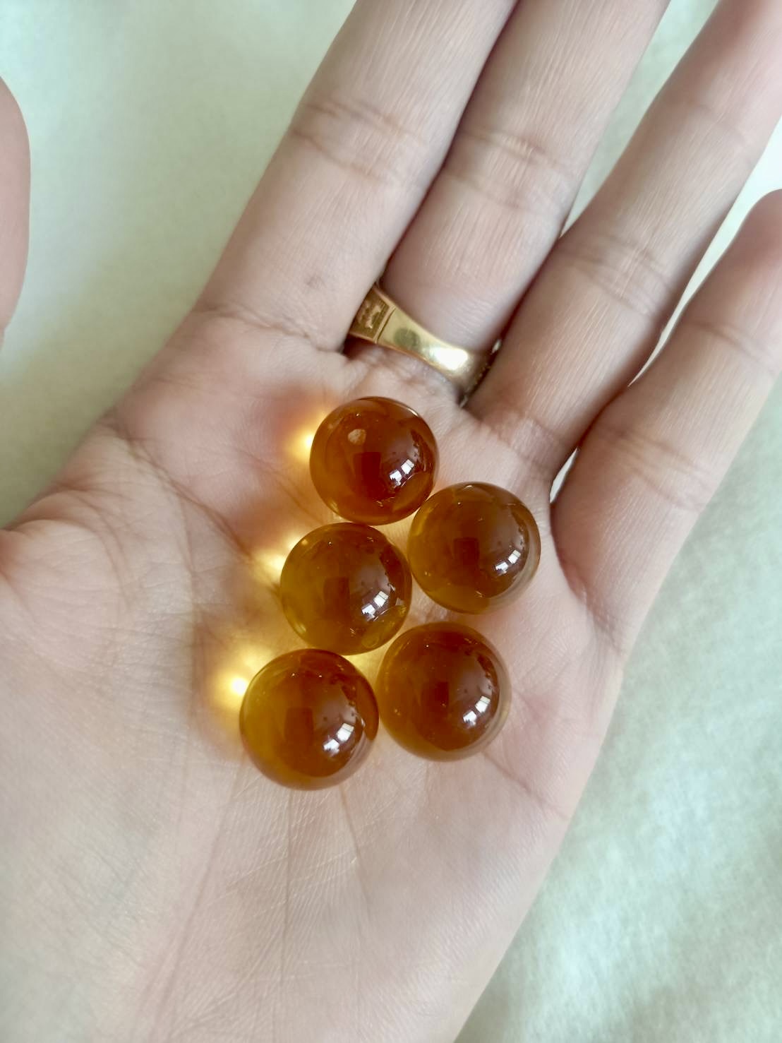 ดวงแก้วมนทกานต์ (แก้วเหลือง) พิธีฝ่าวิกฤติ เลื่อนยศ ยกฐานะ