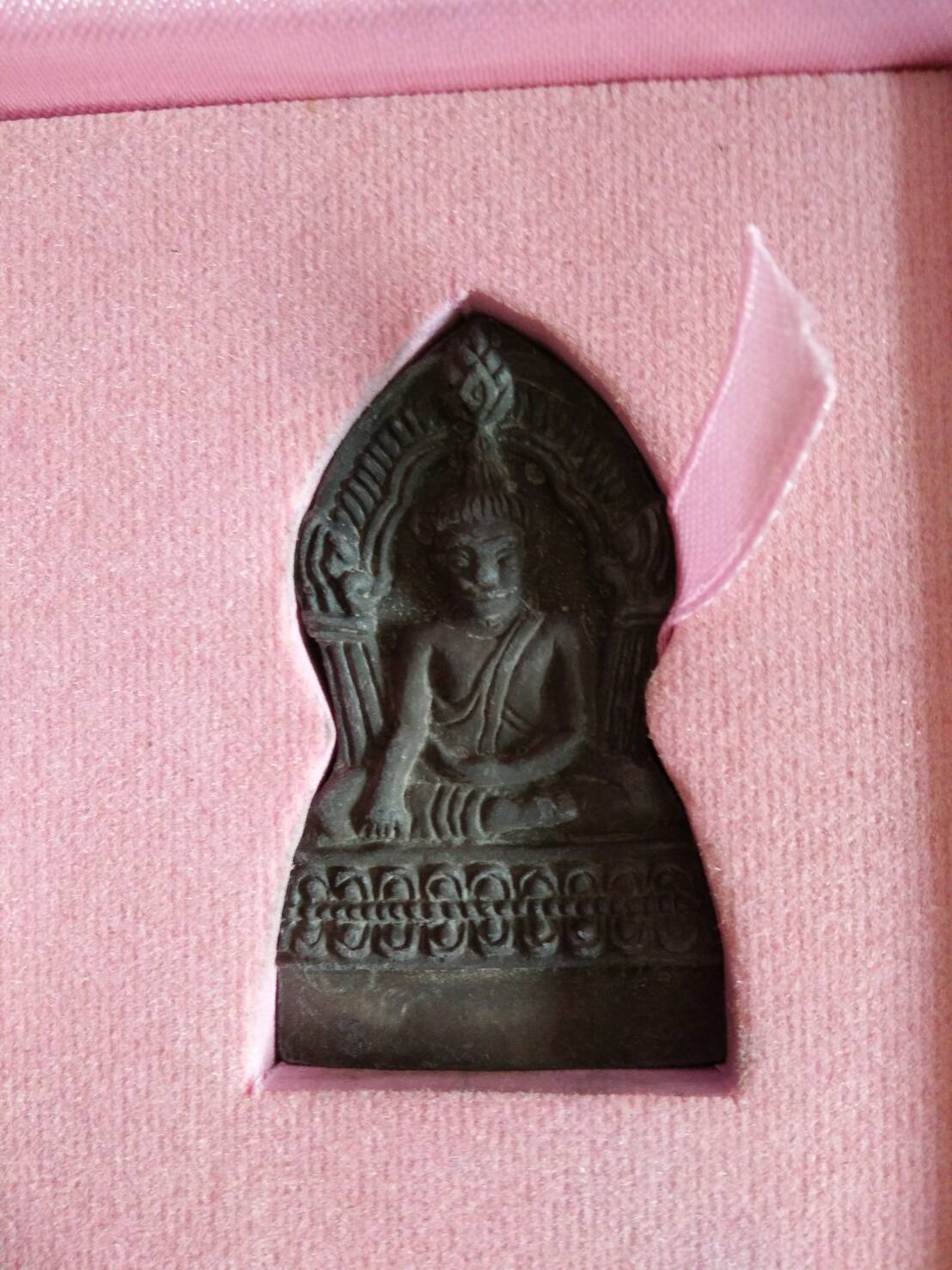 เบ็ญจภาคีมหามงคล (มวลสารผงจิตรลดา) พระยอดขุนพลเนื้อชิน ศิริราช 100 ปี (No.8903)