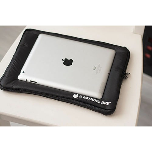 กระเป๋าใส่ Laptop & Ipad A Bathing Ape Laptop Bag ของใหม่ ของแท้ พร้อมส่ง Bape