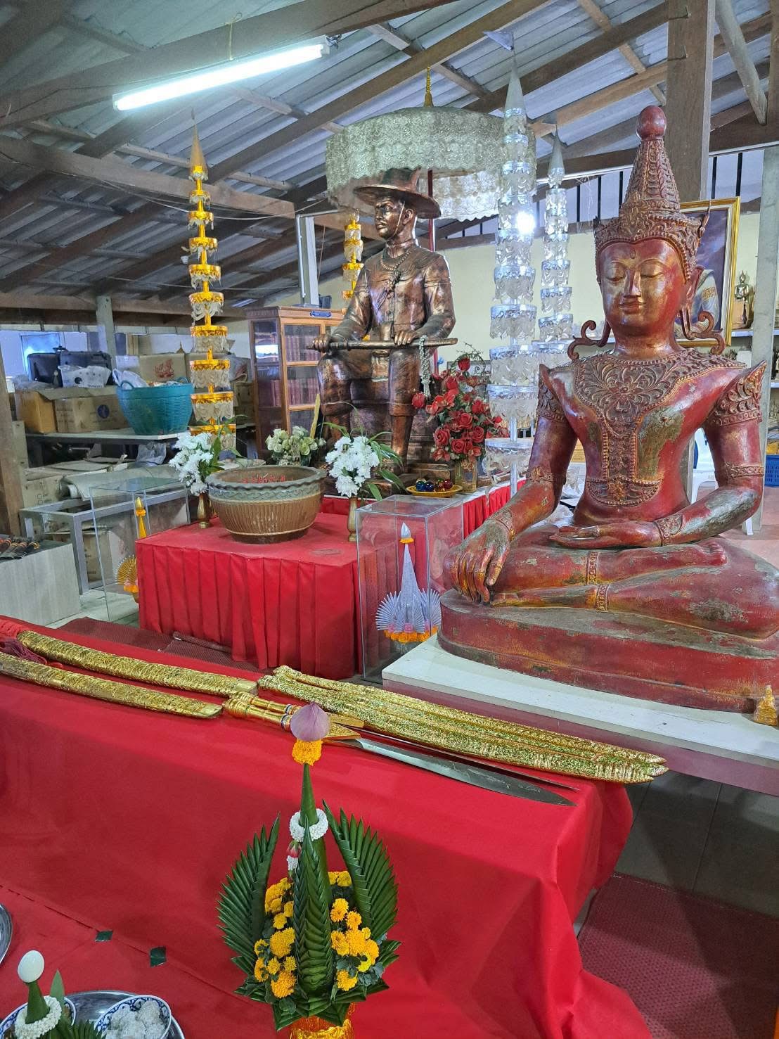 พระขรรค์ปราบมารวิชัย หลวงพ่อมนัส ขนาดพกพา ปี 68