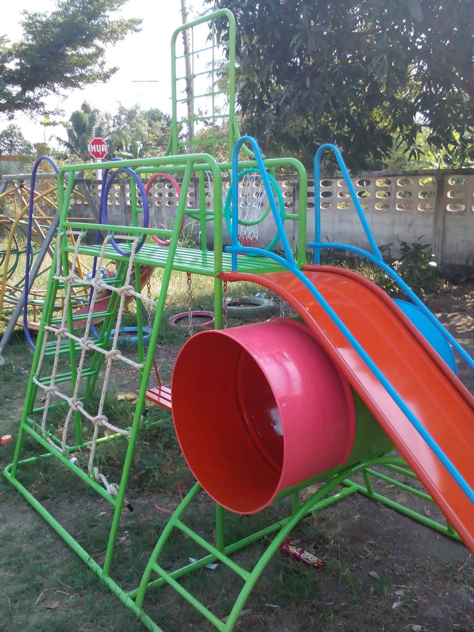 รหัส PG ผลงานติดตั้ง (โรงเรียนวัดเกาะ-ตำบลบ้านเกาะ อำเภอเมือง จังหวัดสมุทรสาคร) เครื่องเล่นสนามกลางแจ้งสำหรับเด็ก