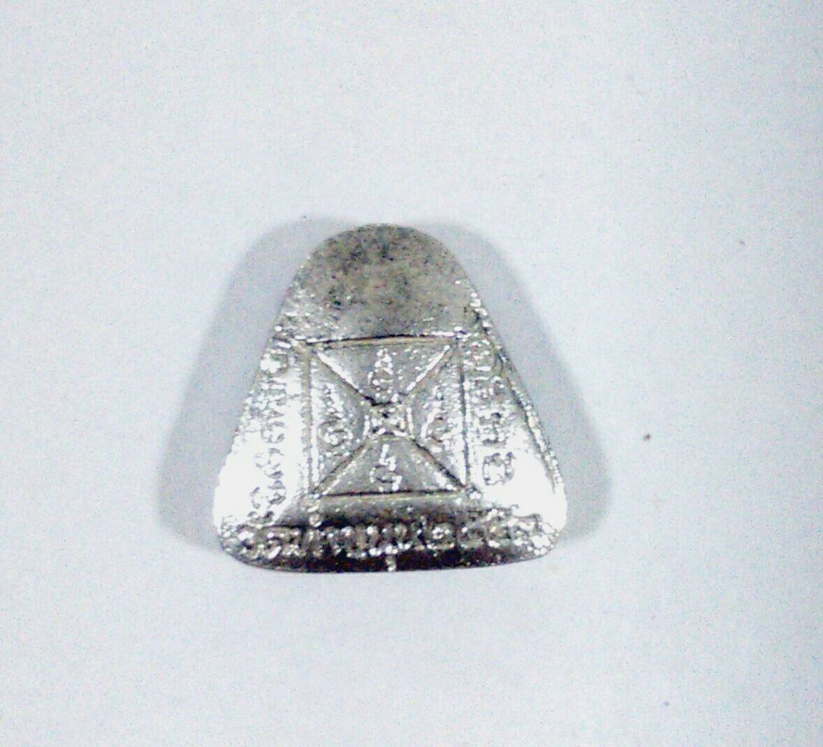 พระปิดตาเนื้อเงินวัดท่าขนุน องค์ที่ 5 ปี 53 มวลสารตะกรุดมหาสะท้อน