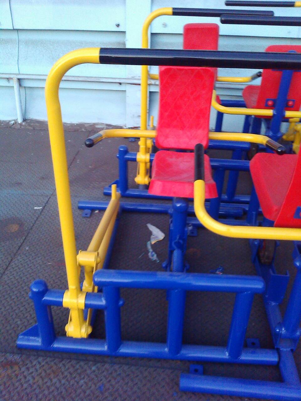 เครื่องออกกำลังกายกลางแจ้งพญาไท