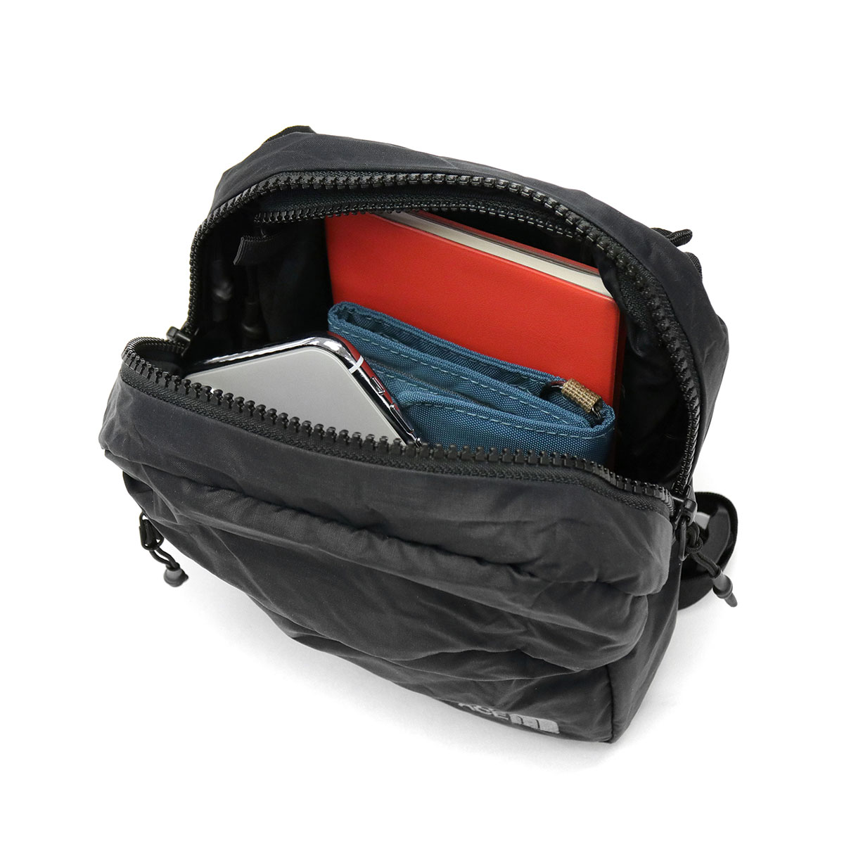 กระเป๋าสะพายข้าง The North Face Glam Shoulder Bag 3L ของใหม่ ของแท้ พร้อมส่งจากไทย
