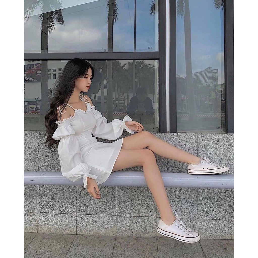 เสื้อผ้าแฟชั่นผู้หญิง เดรส เว้าไหล่ ทรงสลิม เกาหลี ดำ ขาว bella 003