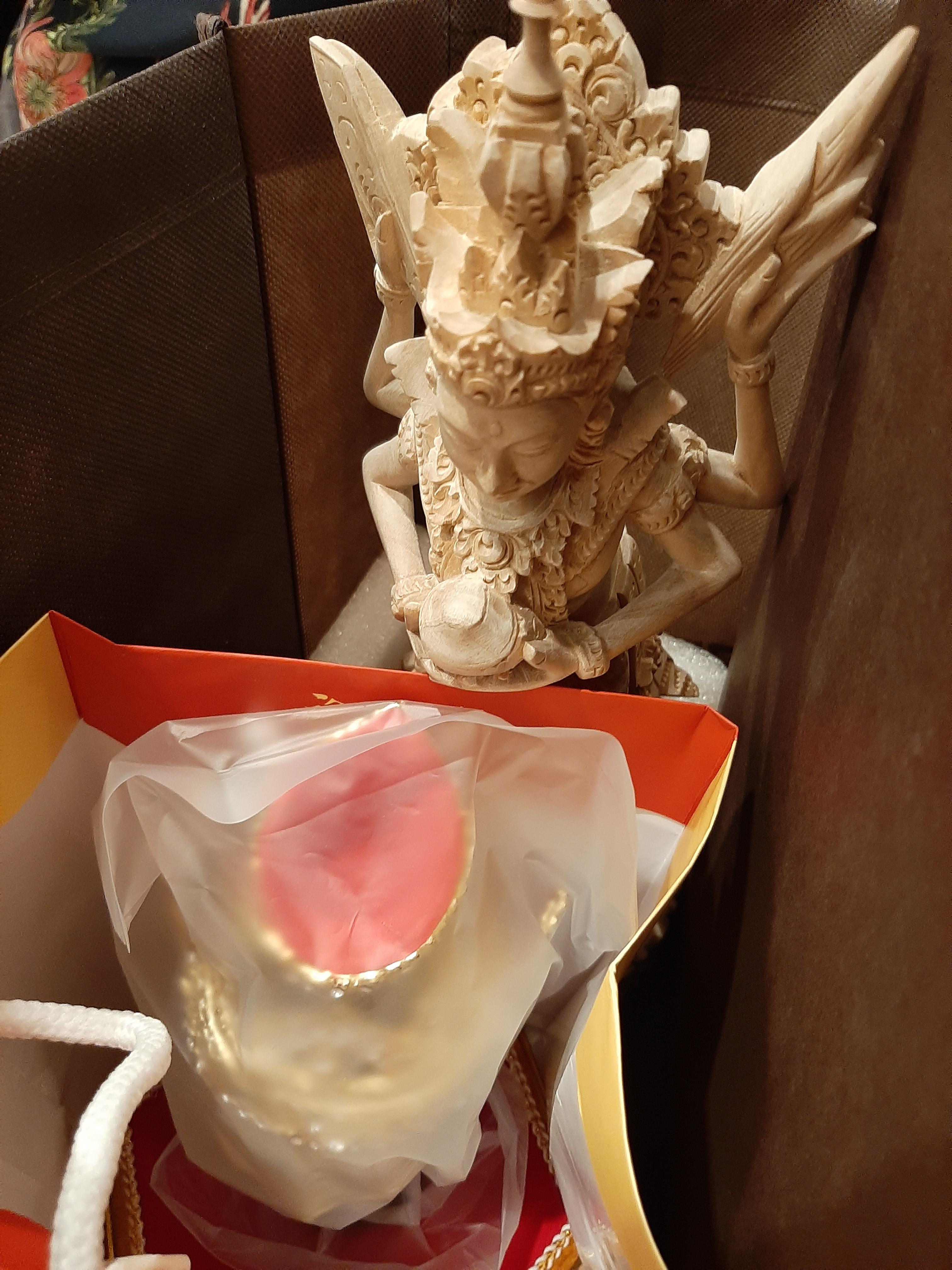 เศียรปู่แก่ประดับคริสตัสแท้ เข้าพิธีสวดคาถาเงินล้าน 108 จบ