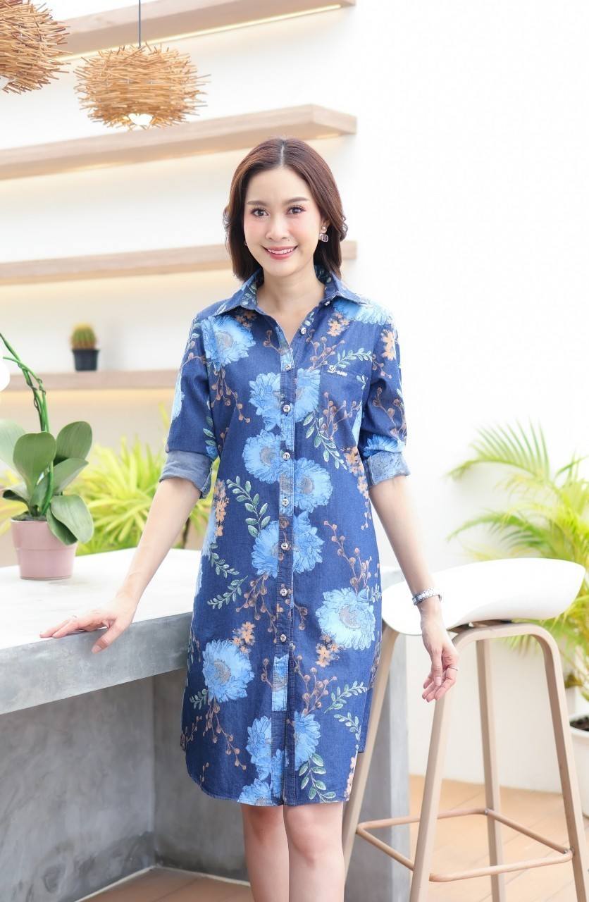 เดรสยีนส์ # 8758 ชุดยีนส์แบบสวยพิมพ์ลายสดใสสวยมาก ผ้ายีนส์ไม่หนา ใส่สบาย แบบสวยใส่ได้หลายโอกาส