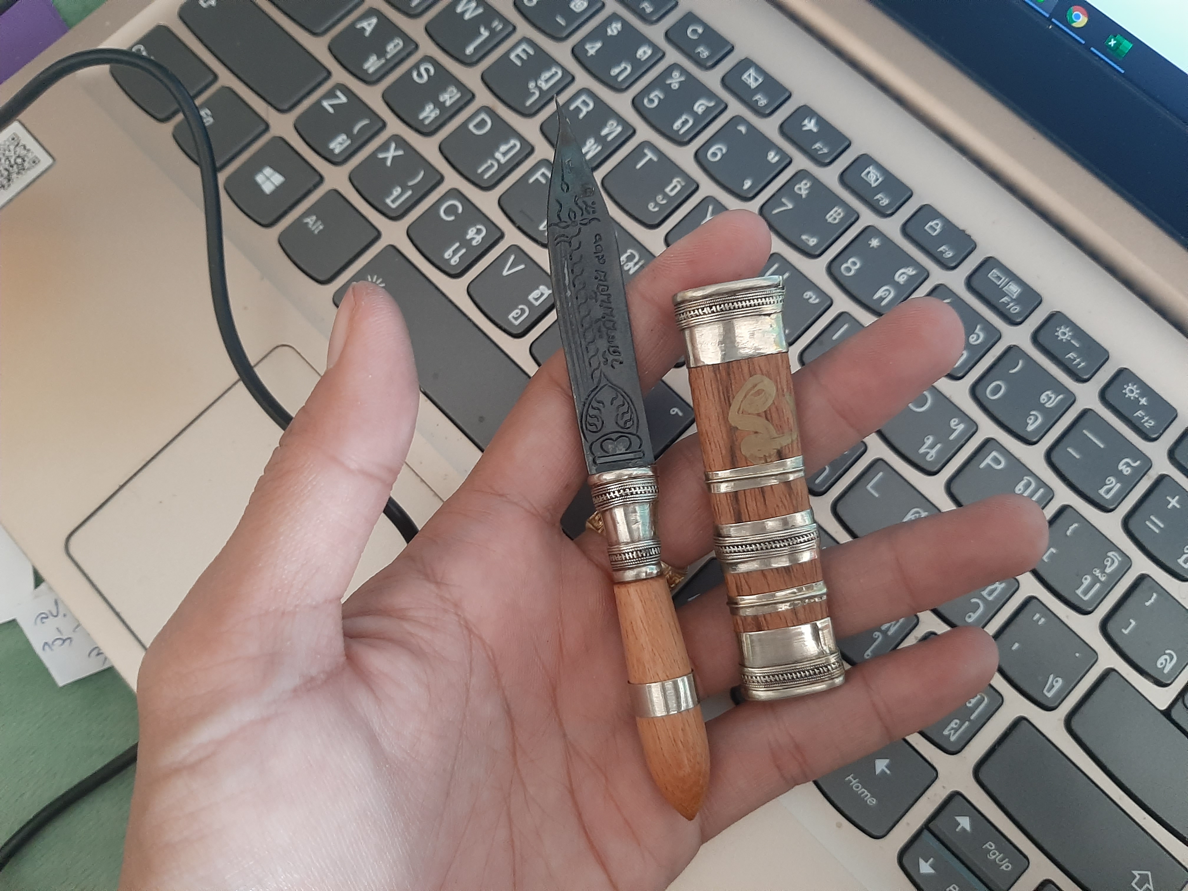 มีดหมอสายฟ้ามหาปราบไตรจักร 3 นิ้ว รุ่น 2 no.926 ลป.จันทร์ วัดซับน้อย