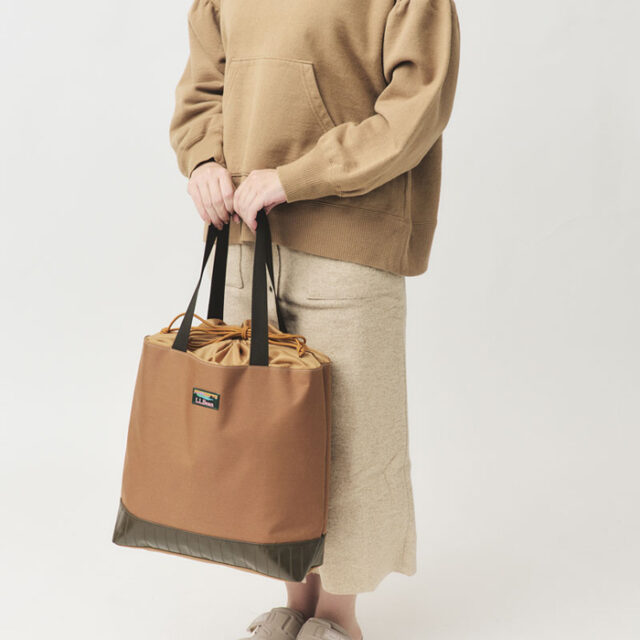 กระเป๋าผ้าสะพายข้าง L.L. Bean Boots Motif Tote Bag รุ่นพิเศษจากญี่ปุ่น ของใหม่ ของแท้ พร้อมส่ง