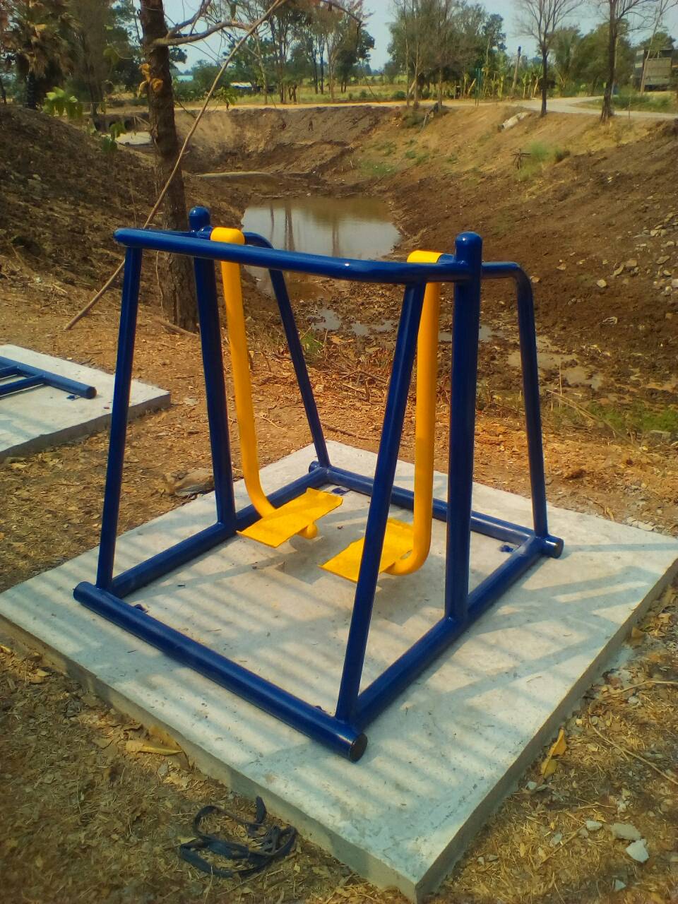 รหัส SM ผลงานติดตั้ง (สระบุรี) เครื่องออกกำลังกายกลางแจ้ง