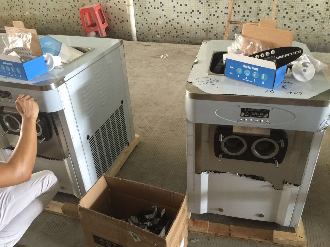 เครื่องทำไอศครีมซอฟเสริฟ ยอดฮิต