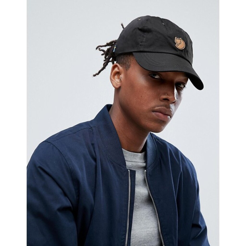 หมวก Fjallraven Helags Cap ของใหม่ ของแท้ พร้อมส่ง มาพร้อมป้าย Tag หมวกแก๊ป หมวกเดินป่า หมวกน้ำหนักเบา