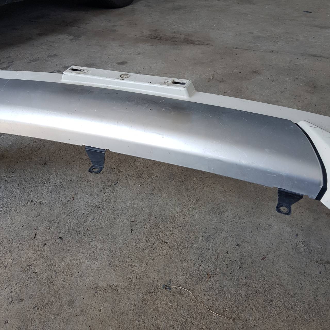 สเกิร์ตกันชนหน้า Isuzu D-Max Hi-Lander X-series ปี 2018(มือสอง)