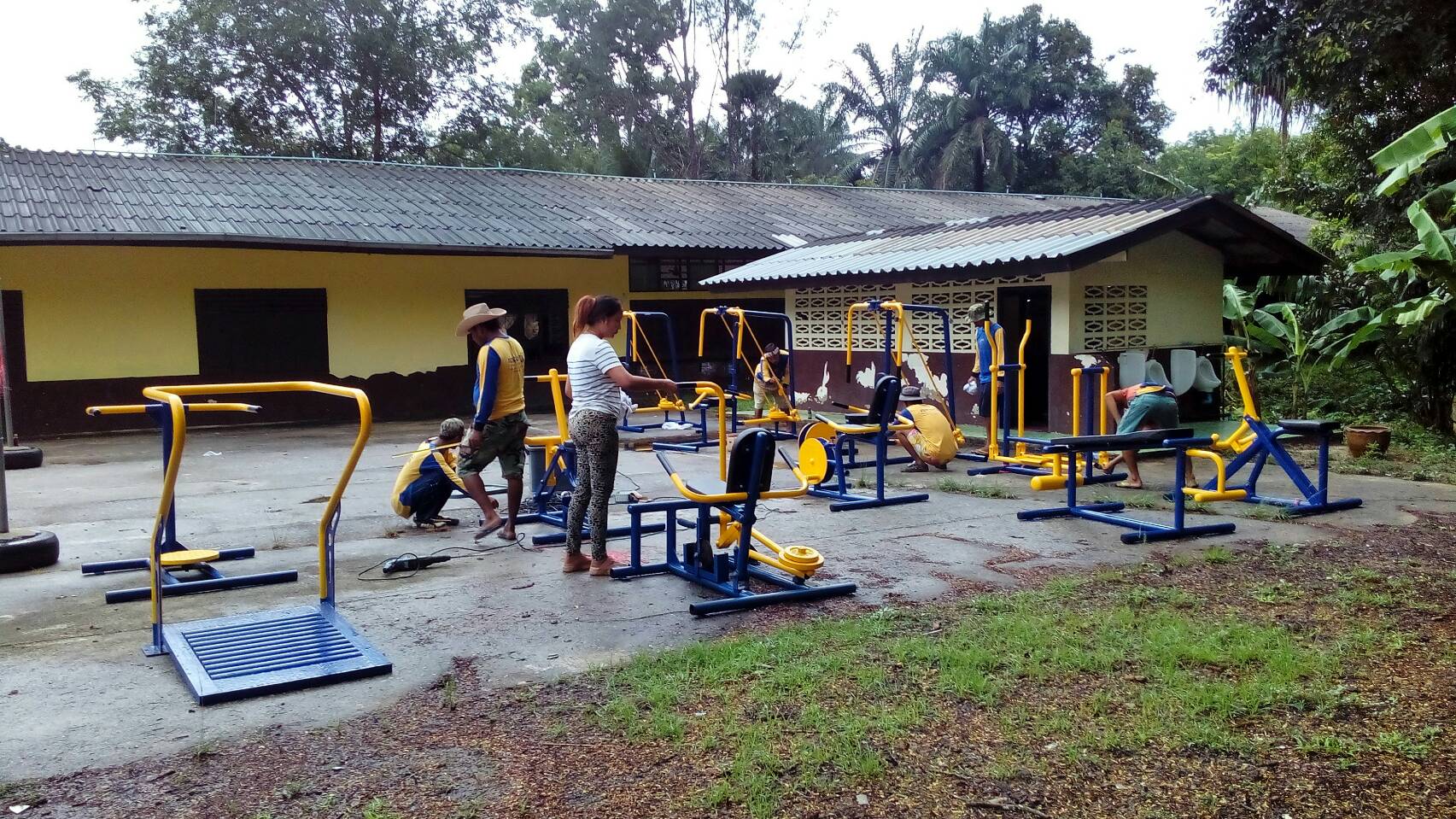 รหัส SM ผลงานติดตั้ง (ม.1 ต.เขาปูน อ.ห้วยยอด จ.ตรัง) เครื่องออกกำลังกายกลางแจ้ง