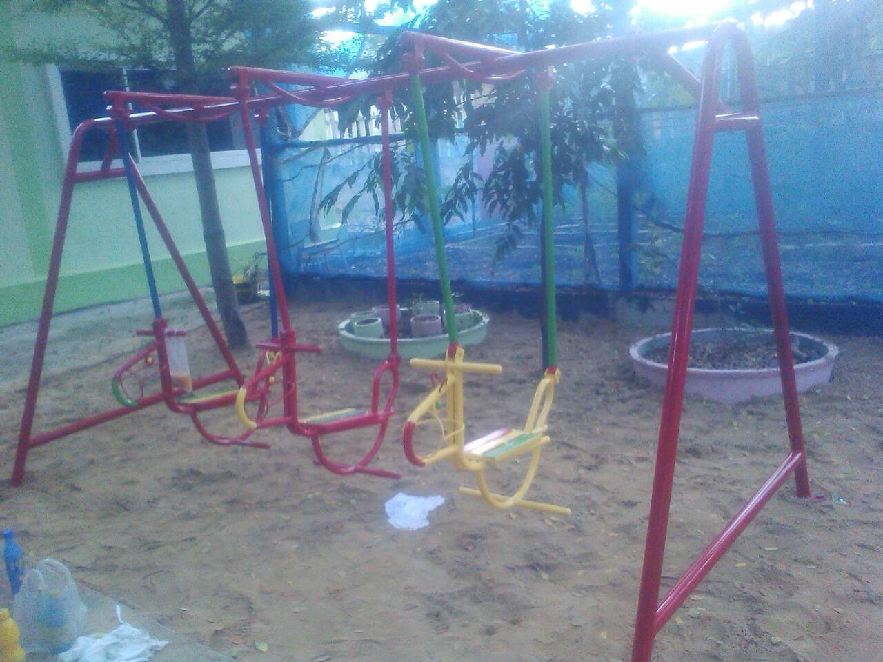 รหัส PG ผลงานติดตั้ง (ร.ร.วัดท้องคุ้ง) เครื่องออกกำลังกายเด็ก