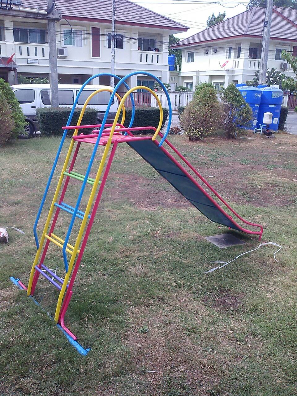 รหัส PG ผลงานติดตั้ง (หมู่บ้านชนกานต์กลางเมือง ม.4 ต.วิชิต อ.เมือง จุดที่2) เครื่องออกกำลังกายเด็ก