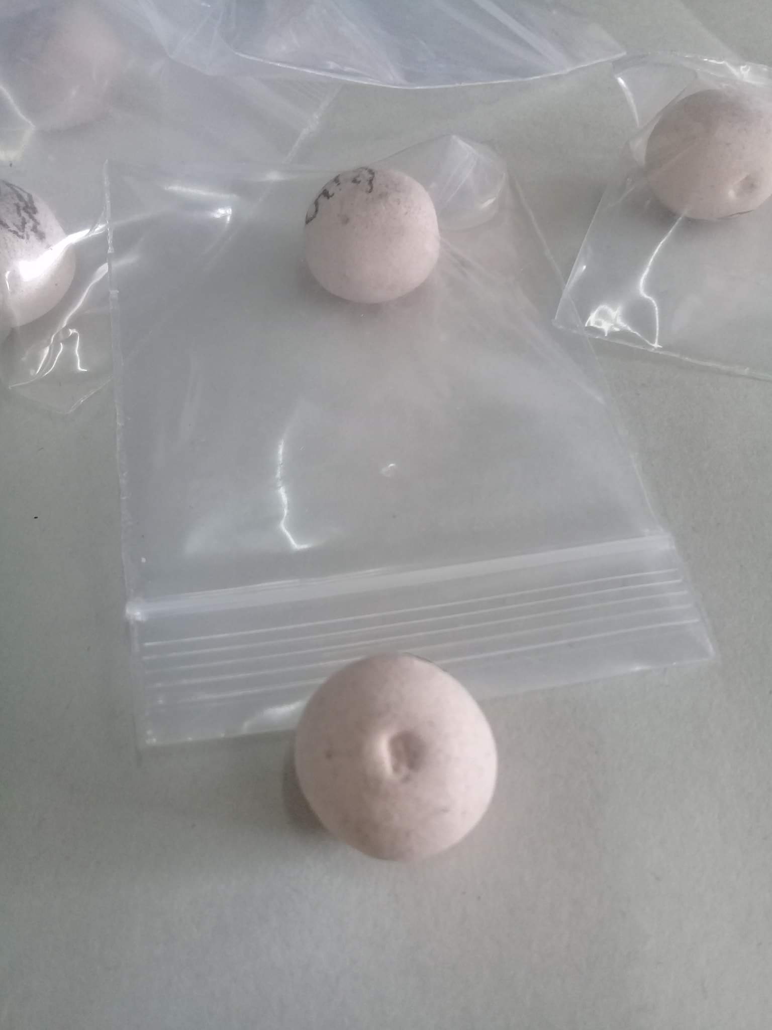 ลูกอมปิโยพรหมสี่หน้า หลวงพ่อตี๋วัดหูช้าง จารมือทุกลูก