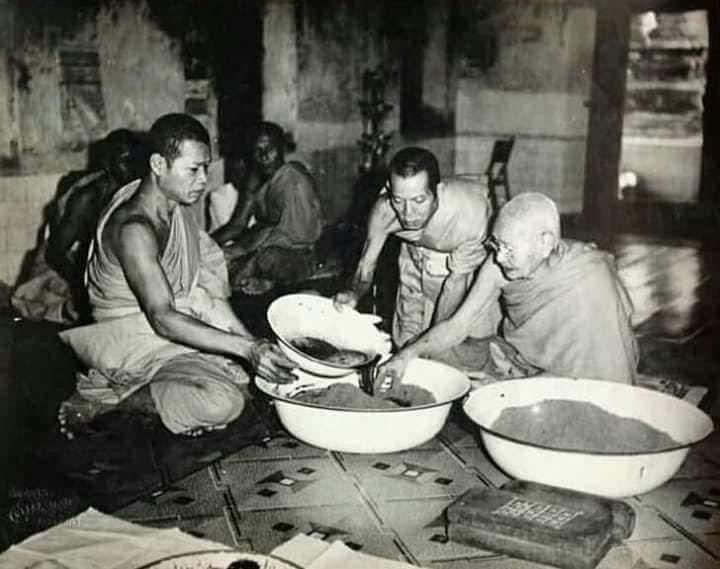พระปิดตาจินดามณีมนต์พระกาฬพิมพ์ใหญ่ฝังตะกรุดตึงไตรภพ หลวงพ่อทองอยู่ วัดท่าเสา