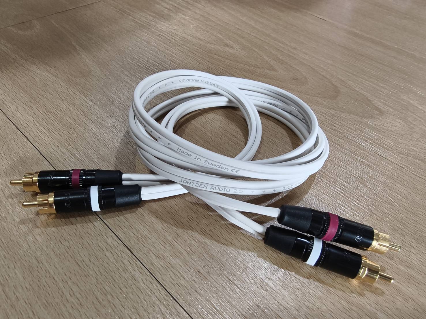 สายสัญญาณ Jantzen Made in Sweden หัวNEUTRIK REAN ราคาต่อคู่