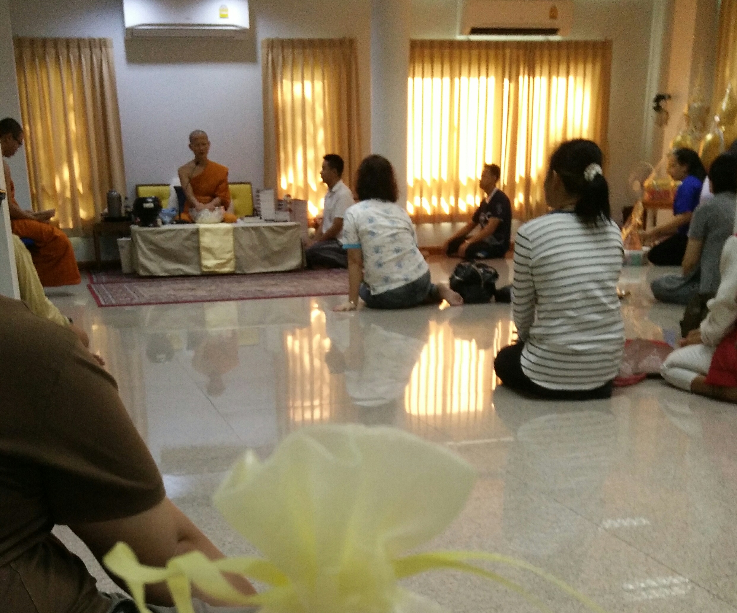 ถวายทองคำ ณ บ้านเติมบุญ (พ.ย.61)