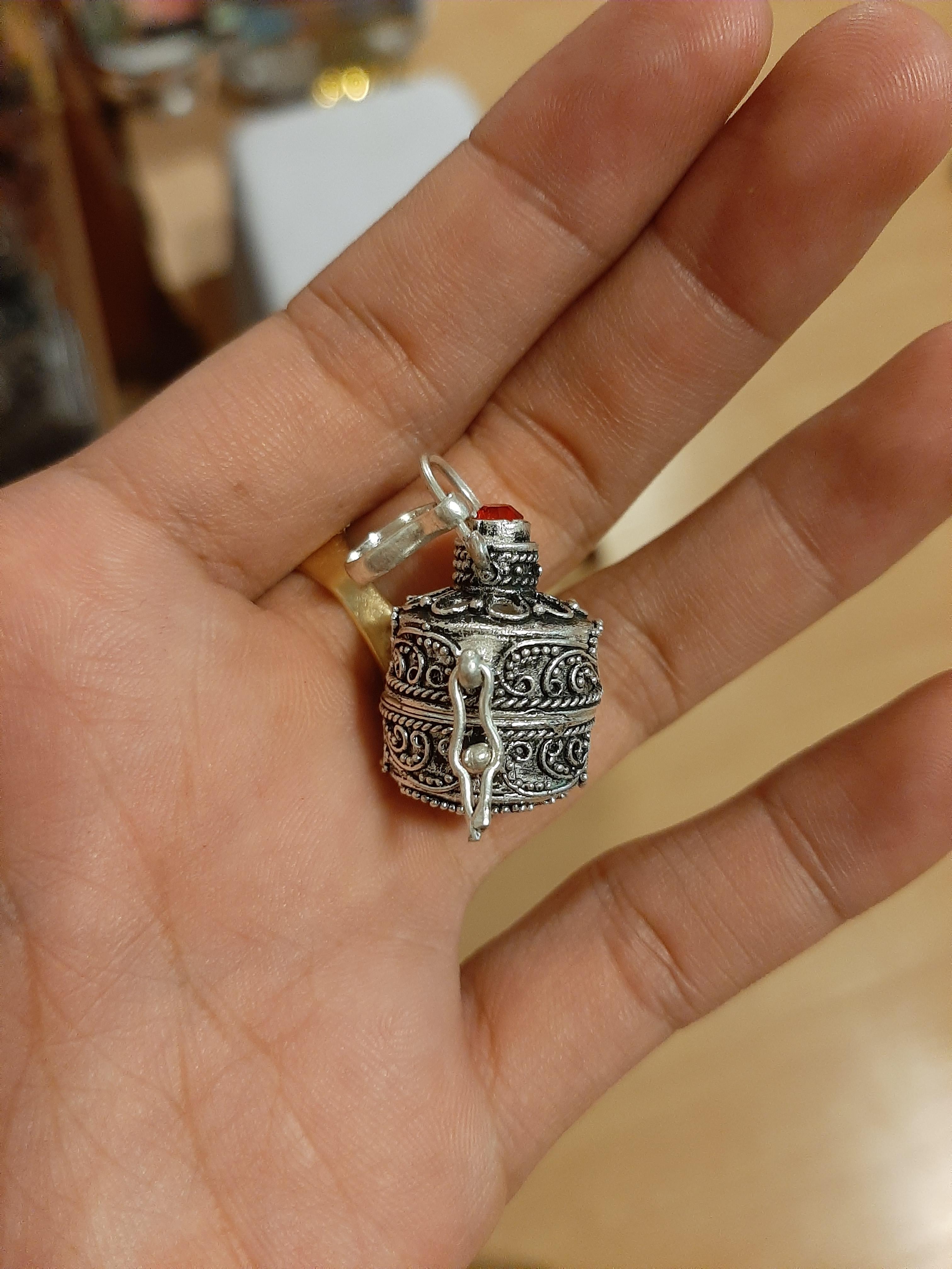 ปฐวีธาตุ โค๊ตดีบุก (มีพญานาครักษา1 องค์) พร้อมกระเช้าเงินแท้จากบาหลี ลพ.เล็กร่วมเสก วัดพุทธพรหมยาน