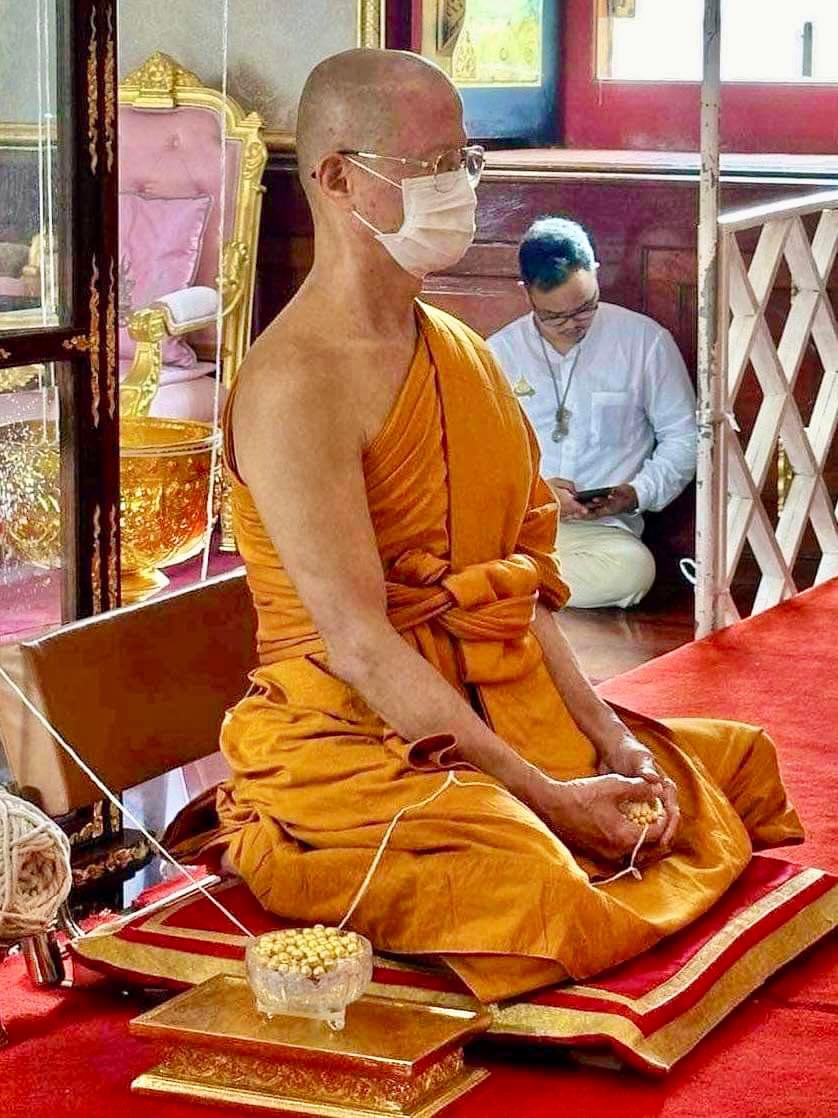 ลูกอมเทียนสัตตบริภัณฑ์ตรีวันในโบสถ์ (เสาร์ 5) หลวงพ่อเล็ก วัดท่าขนุน ปี 67 (1 ใน 100)